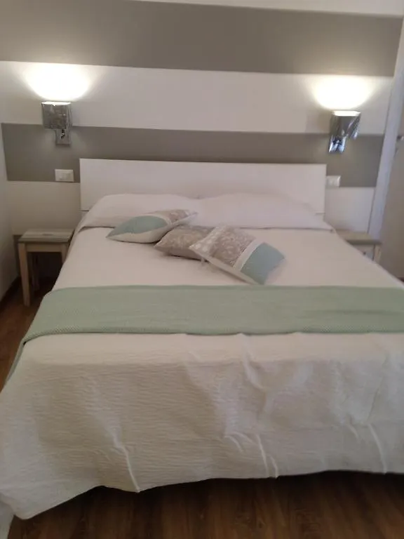 Suite Simonetta Sarzana Guest house