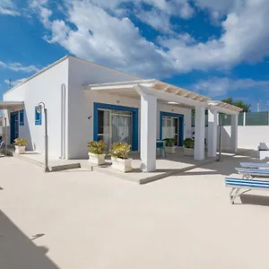 Brezza Marina Aparthotel