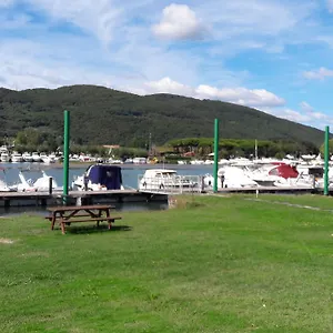 Parco vacanze Iron Gate Marina3b, Sarzana