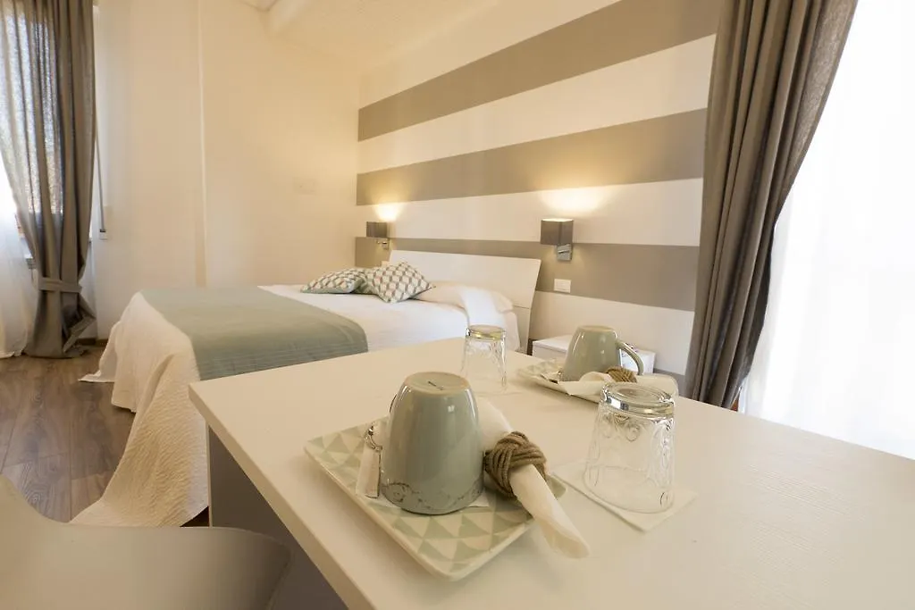 Suite Simonetta Sarzana
